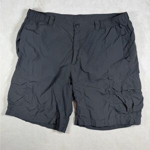 The North Face Men's XL Charcoal Cargo Shorts Stretch Waist Waterproof Cargo